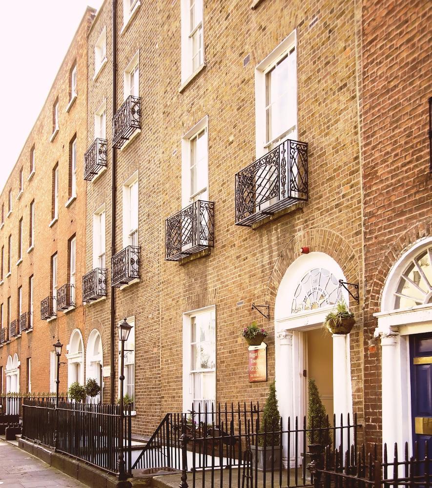 מלון דבלין Baggot Court Townhouse מראה חיצוני תמונה