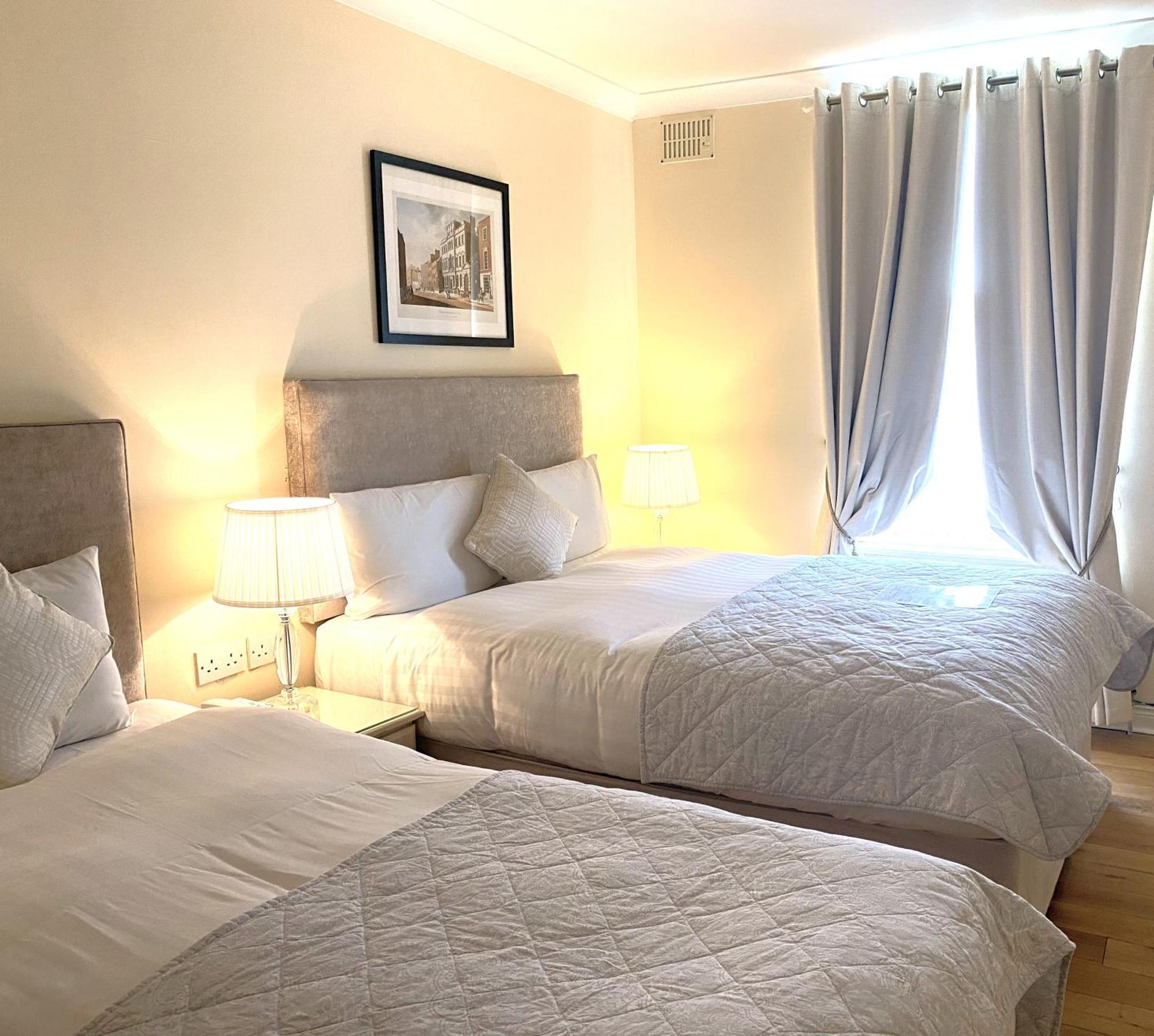 מלון דבלין Baggot Court Townhouse מראה חיצוני תמונה