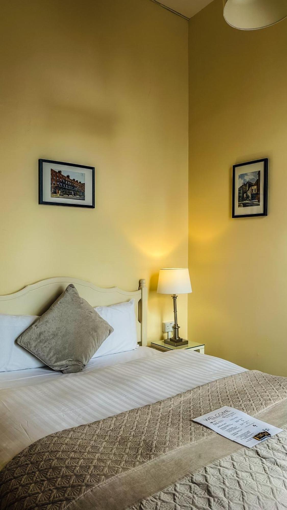 מלון דבלין Baggot Court Townhouse חדר תמונה