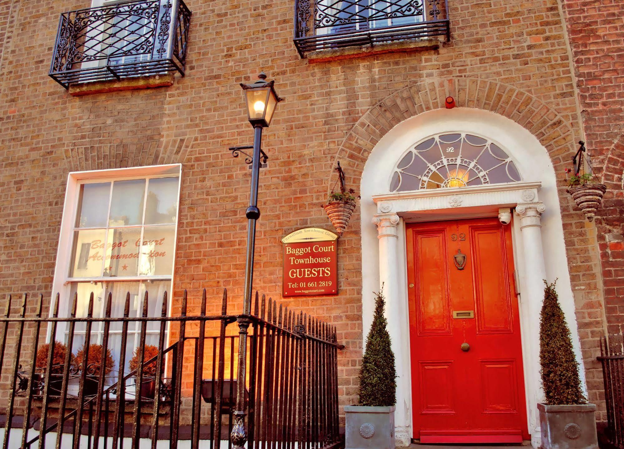 מלון דבלין Baggot Court Townhouse מראה חיצוני תמונה