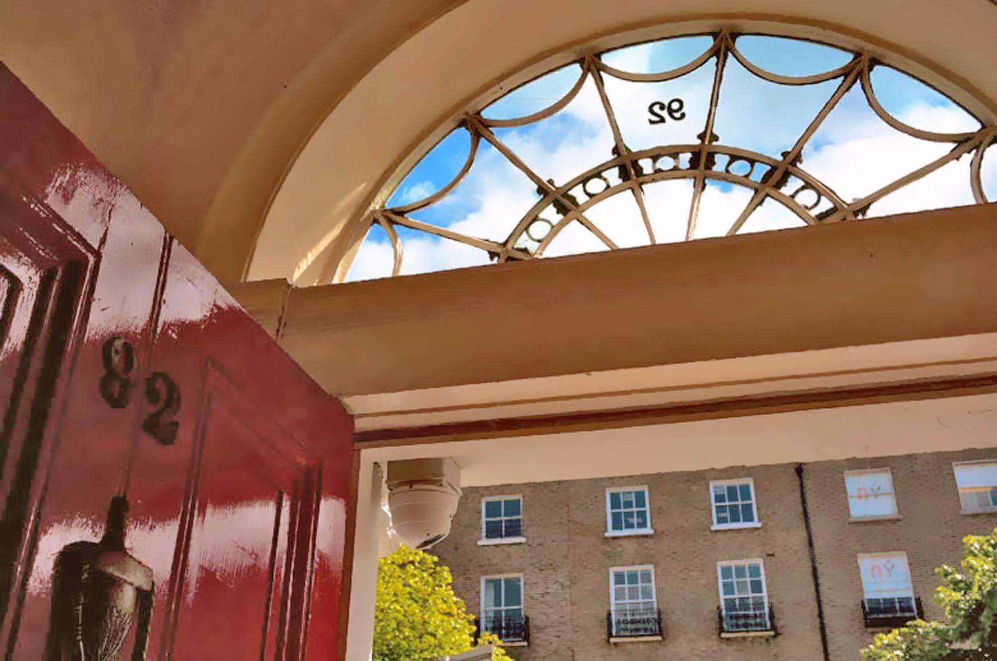 מלון דבלין Baggot Court Townhouse מראה חיצוני תמונה